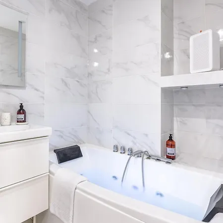 Le Rex - Bel Appt Avec Sauna דירה *